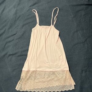Stylish Tank With Lace Edging